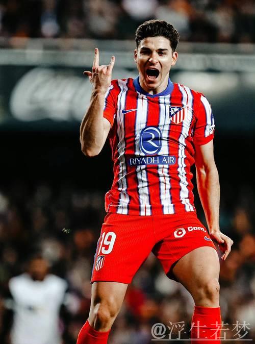 小蜘蛛:专注为马竞争胜,巴萨传闻不会影响我 小蜘蛛:专注为马竞争胜,巴萨传闻不会影响我